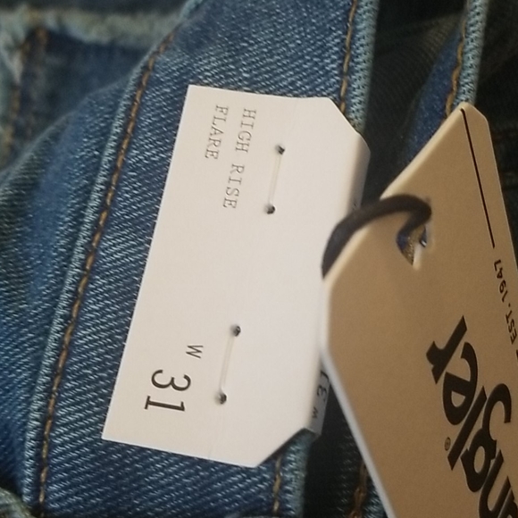 WRANGLER MODERN WOMEN'S HIGH RISE BUTTON FLARE JEA - Picture 10 of 12